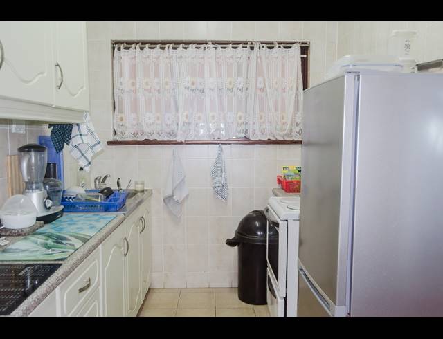 2 BEDROOM APARTMENT FOR SALE IN SCOTTBURGH CENTRAL